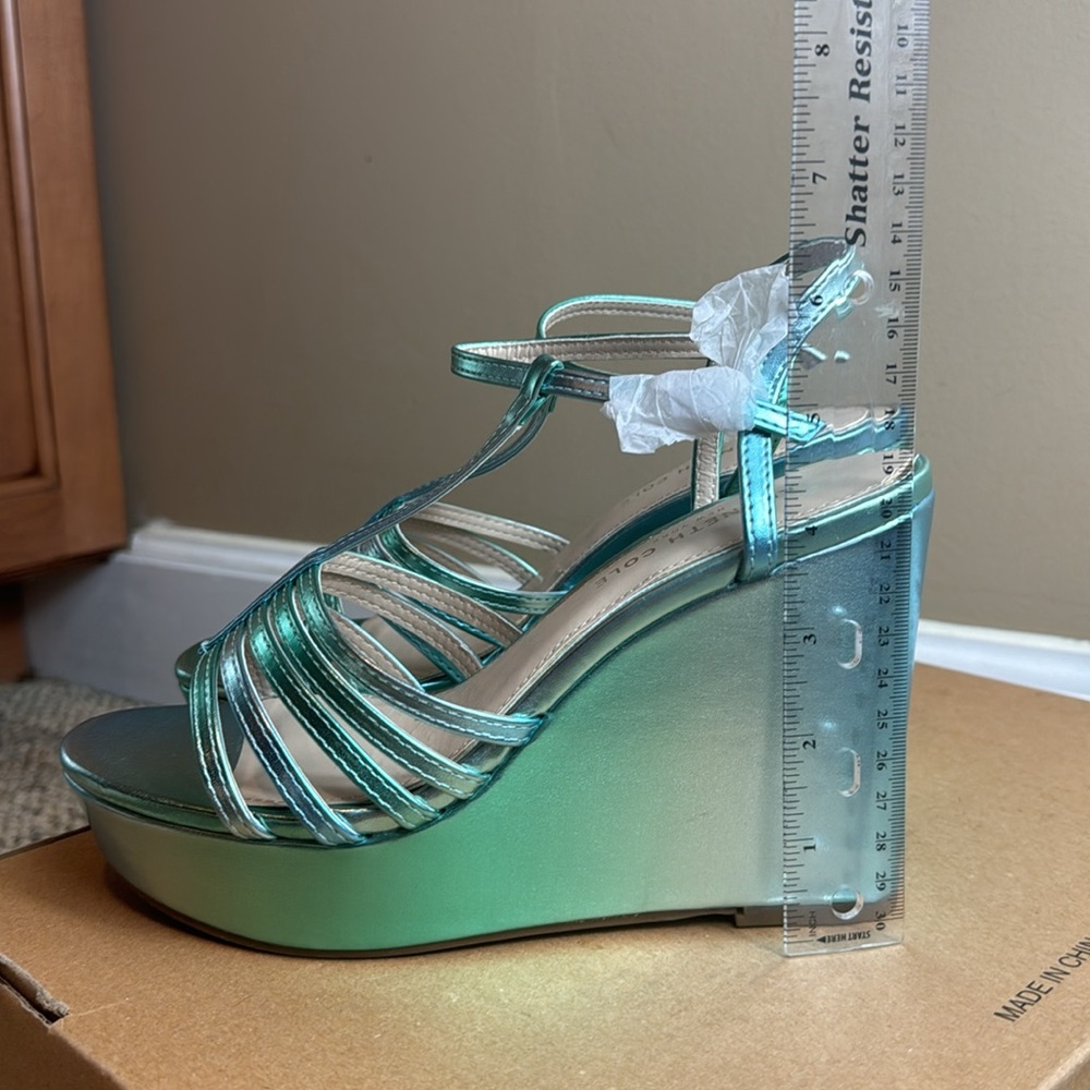 NWOT - Kenneth Cole New York, Celia Platform Wedges, Ocean Blue/Green, 6.5 - Picture 11 of 16